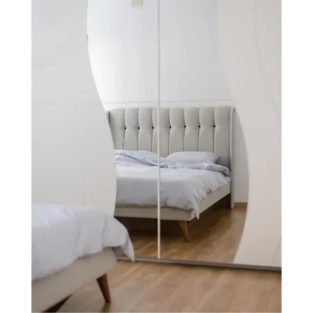 Spike Jonze Apartamento Tirana